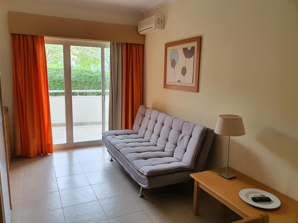 Flamingo Apartments Портиман Екстериор снимка